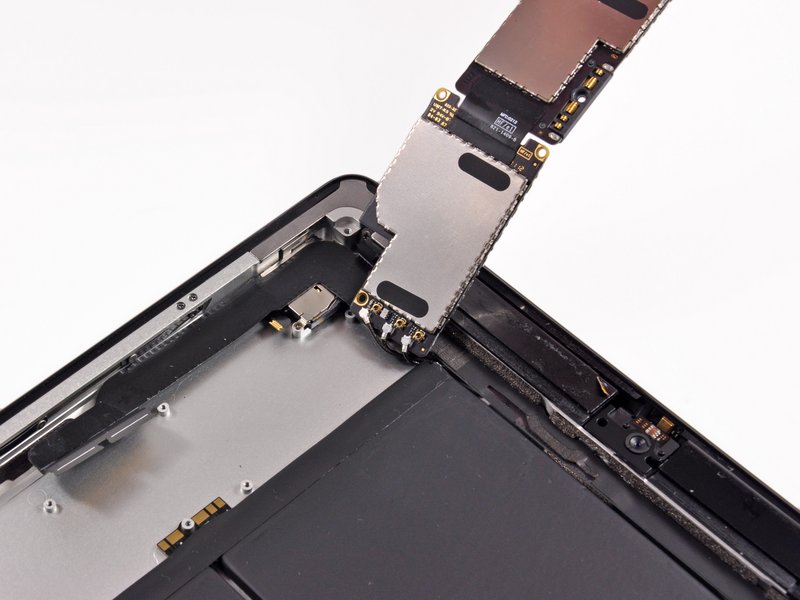 Thay IC nguồn iPad 3