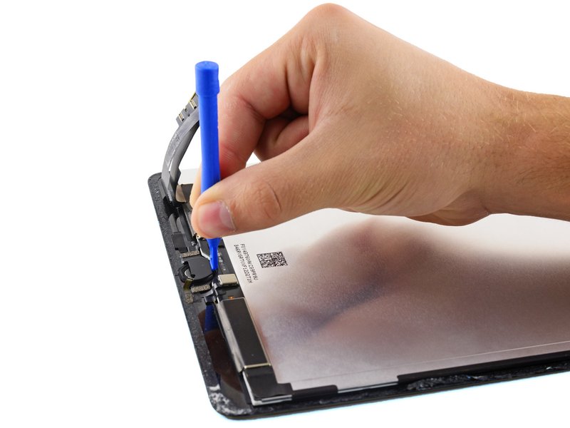 Sửa lỗi không nhận sạc iPad Air