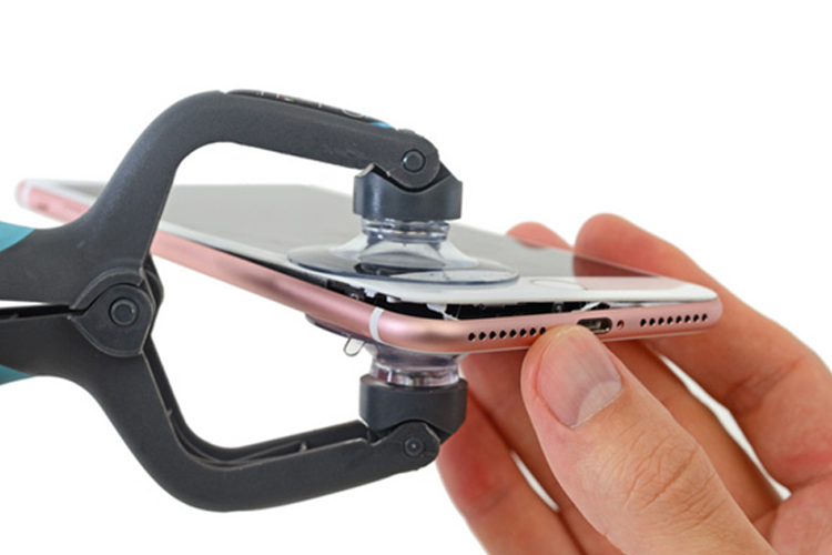 Thay màn hình cảm ứng iPhone 7